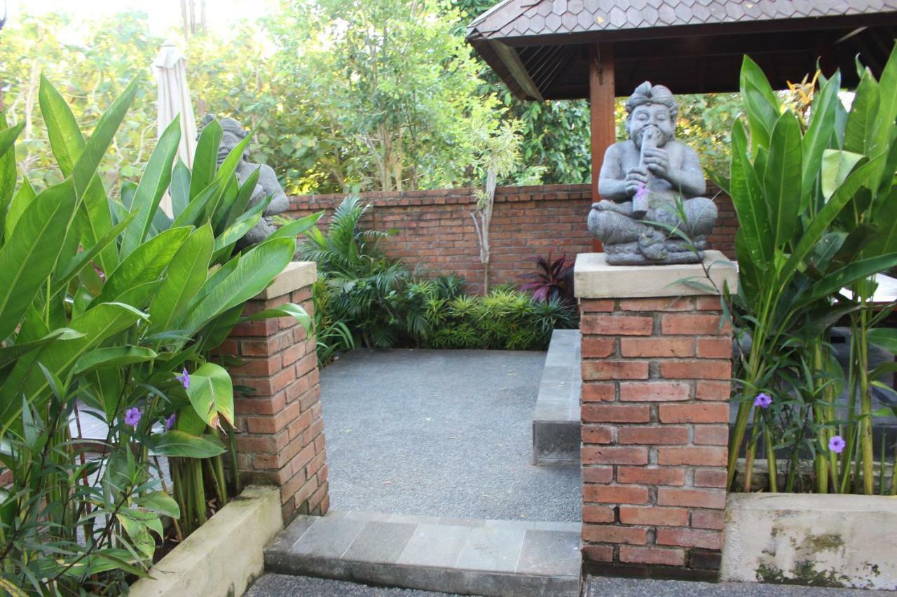 Villa Mayong Uluwatu 外观 照片